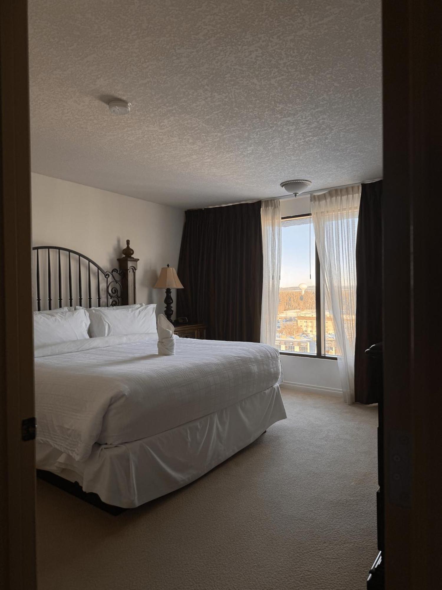 Hotel & Casino Red Deer
